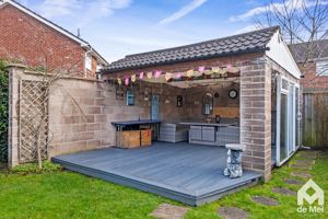 Photo 16- click for photo gallery